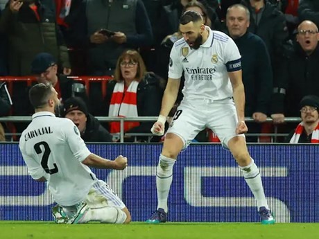 Benzema tỏa sáng mang chiến thắng về cho Real. (Nguồn: Getty Images)