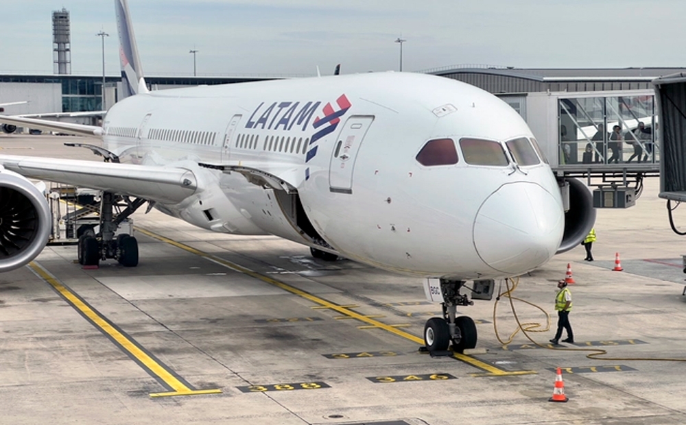 Máy bay “rơi tự do” trên hành trình đến New Zealand, 50 người bị thương