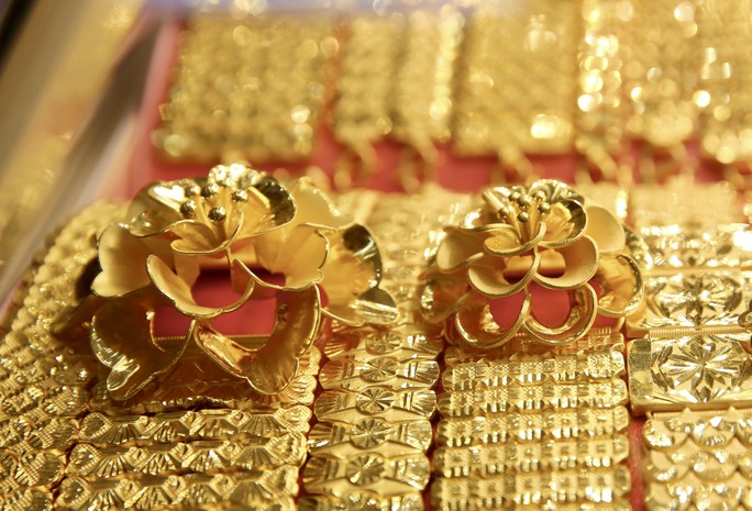 Giá vàng ngày 7/8: Vàng SJC, vàng nhẫn cùng tăng