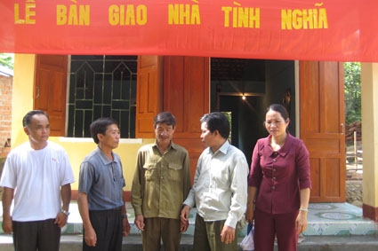 Một ngôi nhà tình nghĩa cho đối tượng chính sách ở huyện Trà Bồng.