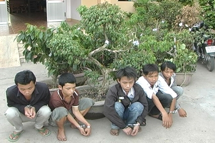  Nhóm trộm cây cảnh bị Công an phường Quảng Phú (TP. Quảng Ngãi) triệt phá