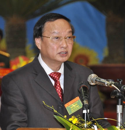 Đồng chí Tô Huy Rứa, Ủy viên Bộ Chính trị, Bí thư Trung ương Đảng, Trưởng ban Tuyên giáo Trung ương phát biểu tại đại hội.
