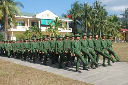 Huấn luyện  tân binh.          Ảnh: P.A