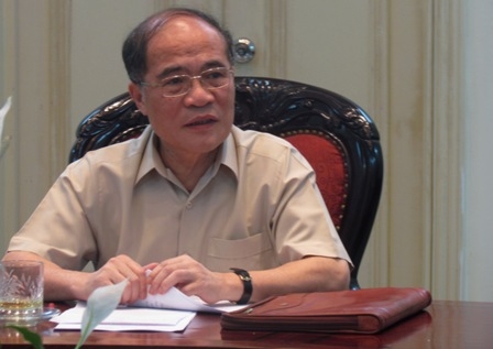 Phó Thủ tướng Nguyễn Sinh Hùng yêu cầu các Bộ, Ngành xây dựng đề án mở rộng đối tượng tham gia BHXH và BHYT - Ảnh: Chinhphu.vn