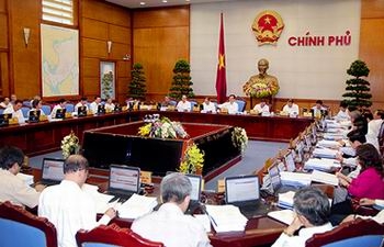 Toàn cảnh phiên họp Chính phủ thường kỳ tháng 8/2011 - Ảnh: Chinhphu.vn