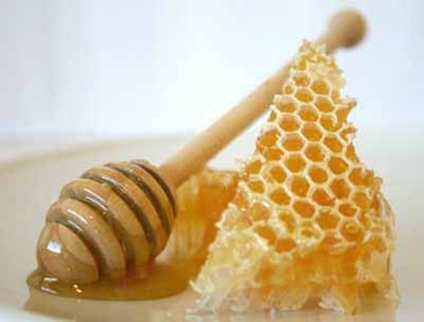  Mật ong giúp giảm ho.