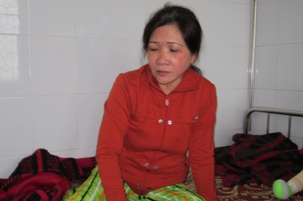 Bà Đoàn Thị Hồng Yến- mẹ nuôi của bé Nguyễn Thục Phi trước khi bị bắt tạm giam