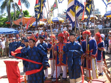 Lễ khao lề thế lính Hoàng Sa, một nét văn hóa đặc sắc do tộc họ Phạm tổ chức hàng năm ở Lý Sơn.