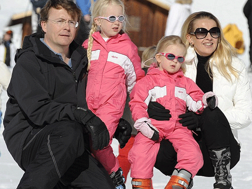 Hoàng tử Hà Lan Johan Friso cùng vợ và hai con gái