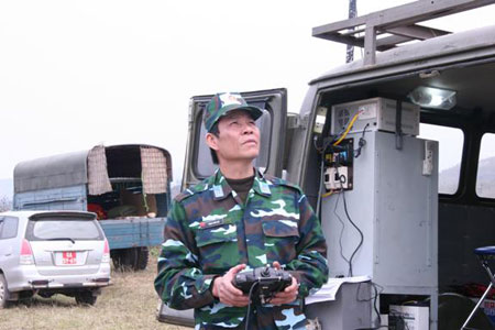 Đại tá Trịnh Xuân Đạt-Trưởng ban Nghiên cứu mục tiêu bay là một trong những người có công trong việc chế tạo máy bay không người lái Việt Nam.