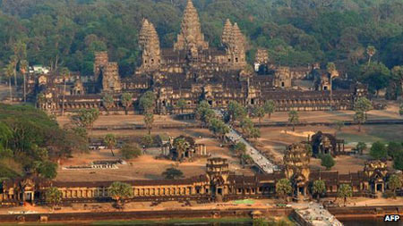 Di tích quần thể Angkor Wat tại Campuchia nhìn từ trên cao.