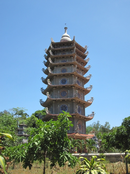 Bảo tháp Thiền sư Pháp Hóa