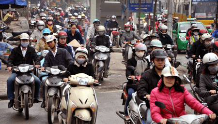                   Ùn tắc giao thông trên một số tuyến phố Hà Nội giờ cao điểm.