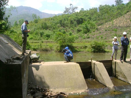 Công trình kênh mương Suối Na ở xã Ba Ngạc được chương trình ISP hỗ trợ đã phát huy tác dụng.