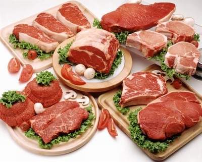  Thịt có màu đỏ chứa nhiều sắt.