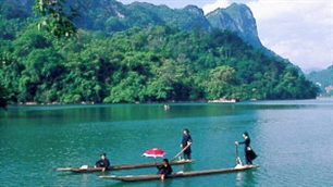 Hồ Ba Bể - Di tích được đề nghị xếp hạng di tích quốc gia đặc biệt. Ảnh: chinhphu.vn