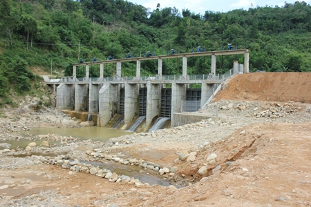Thủy điện sông Riềng (Tây Trà) - một trong ba công trình đã đưa vào vận hành.