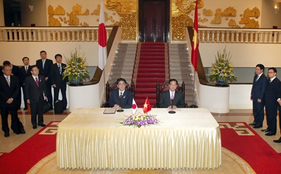 Hai Thủ tướng chủ trì họp báo sau hội đàm-Ảnh: VGP/Nhật Bắc