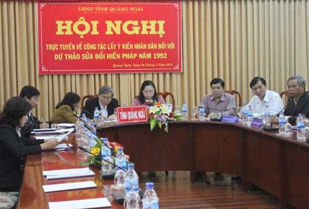 Quang cảnh hội nghị trực tuyến ở đầu cầu Quảng Ngãi