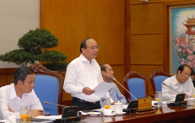 Phó Thủ tướng Nguyễn Xuân Phúc yêu cầu quyết tâm cao trong thực hiện tình giản biên chế. Ảnh: VGP/Lê Sơn