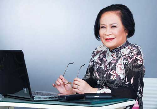 bà Phạm Thị Việt Nga, Chủ tịch Hội đồng Quản trị công ty cổ phần Dược Hậu Giang (DHG).