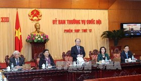 Chủ tịch Quốc hội Nguyễn Sinh Hùng phát biểu tại phiên họp