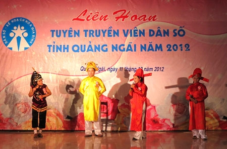 Trung tâm dân số huyện Ba Tơ tham gia hội thi tuyên truyền viên dân số.