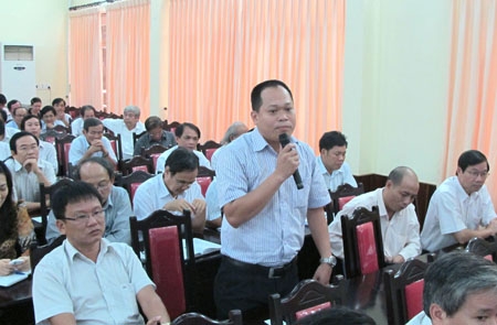  Ông Dương Quốc Đạt-Giám đốc Công ty CP Đầu tư Thương mại Đại Việt: “Công ty có dự án được lập từ năm 2010 nhưng xin đất đến nay vẫn chưa được cấp”.   