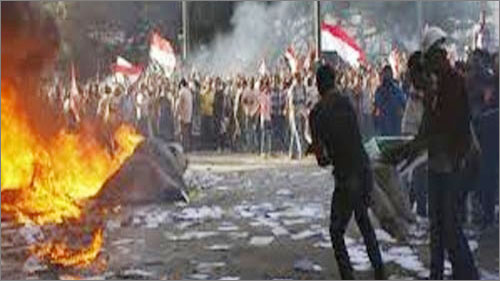 Biểu tình bùng phát thành bạo loạn tại Alexandria, Ai Cập (Ảnh: AFP)