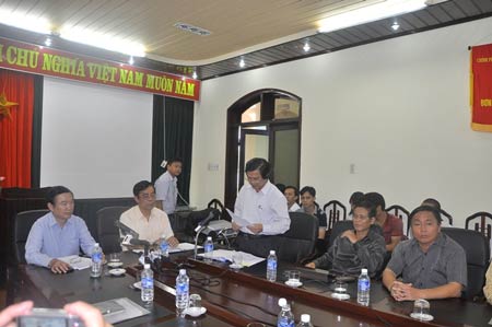 Buổi họp báo gồm đại diện Đoàn bộ Y tế và các cơ quan chức năng tỉnh Quảng Trị