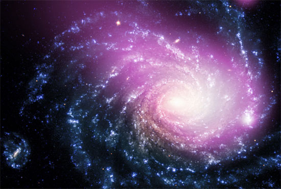  Bức ảnh cho thấy hai thiên hà va chạm nhau, tạo ra một đám mây khí tím - (Ảnh: NASA.gov)