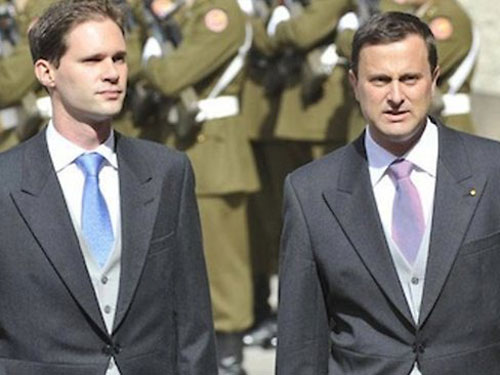    Thủ tướng Xavier Bettel (phải) cùng “người yêu” Destenay Gauthier. Ảnh: Facebook