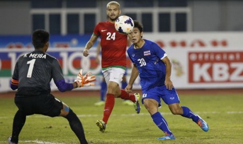 Sarawut Masuk (30) ghi bàn duy nhất giúp U.23 Thái Lan đăng quang - Ảnh: Reuters