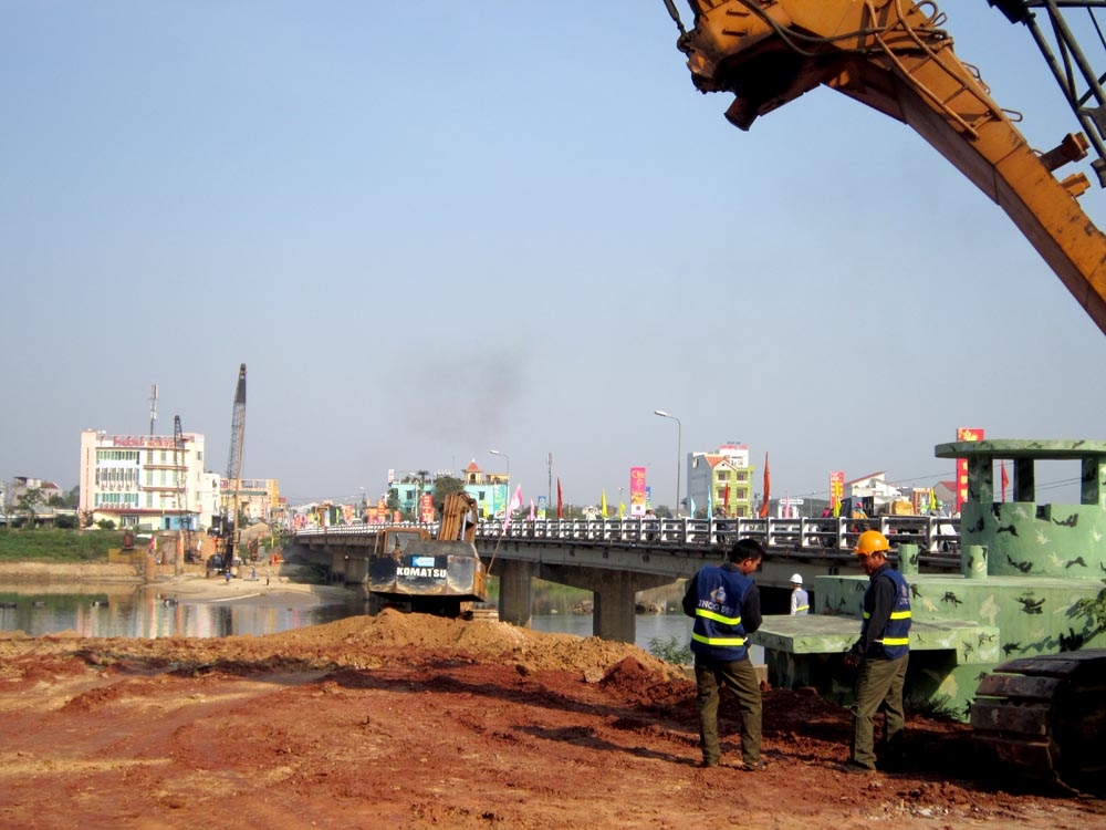 Huyện Bình Sơn đã bàn giao mặt bằng cho Ciencọ để triển khai xây dựng cầu Châu Ổ.