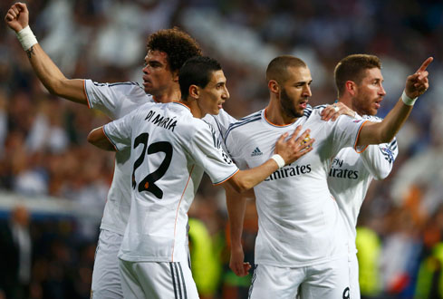 Các cầu thủ Real Madrid ăn mừng bàn thắng vào lưới Bayern Munich - Ảnh: Reuters