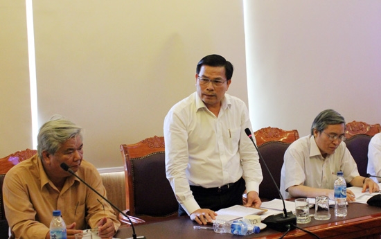 Đồng chí Phó Bí thư Tỉnh ủy Trần Văn Minh yêu cầu các sở, ban, ngành liên quan tạo điều kiện cho nhà đầu tư thực hiện dự án