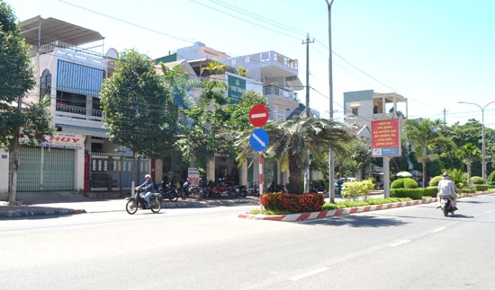 Năm 2013, tuyến đường Phạm Văn Đồng đã được cấp bổ sung số nhà.