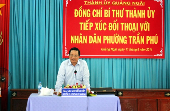 Đồng chí Bí thư Thành ủy Nguyễn Chín trả lời trực tiếp các kiến nghị, thắc mắc của nhân dân