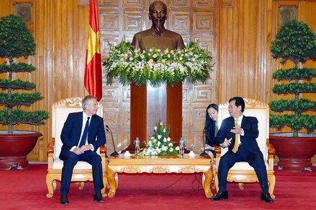 Thủ tướng Nguyễn Tấn Dũng và cựu Thủ tướng Anh Tony Blair- Ảnh: VGP/Nhật Bắc