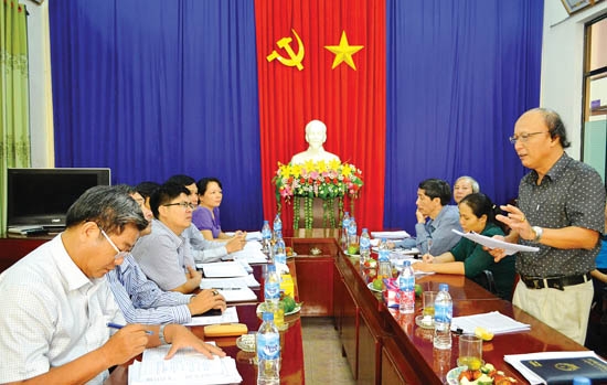 Ông Nguyễn Mạnh Hùng phát biểu tại buổi làm việc với Sở Nội vụ. Ảnh: Ý THU