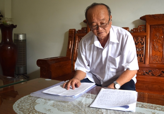 Ông Phan Thanh Hiệp luôn bận rộn với việc xây dựng kế hoạch hoạt động của Hội NCT.