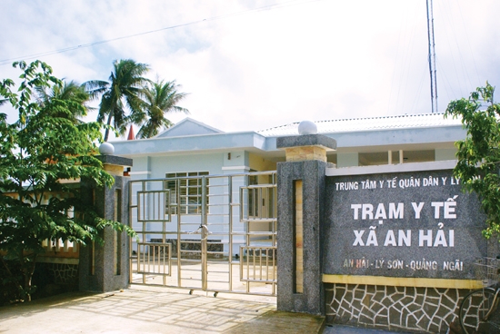Trạm Y tế xã An Hải xây xong 9 tháng vẫn cửa đóng then cài.