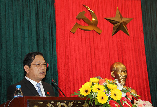 Chủ tịch UBND tỉnh Lê Viết Chữ phát biểu tại kỳ họp thứ 14, HĐND tỉnh khóa XI.