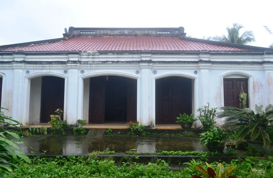 Ngôi nhà cổ của ông Tú Tiên.