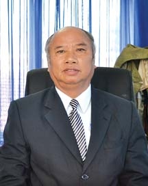 Bí thư Huyện ủy Ba Tơ  Phạm Viết Nho.