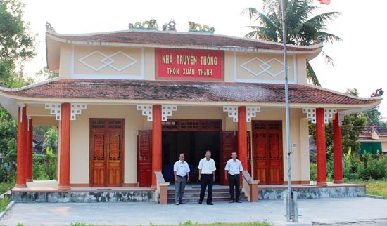 Nhà truyền thống thôn Xuân Thành xây dựng từ nguồn đóng góp của  người dân.
