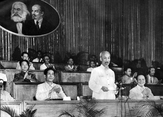 Hồ Chủ tịch tại Đại hội đại biểu Đảng Lao động Việt Nam toàn quốc lần thứ 3 (1960).                                                                                        Ảnh: TL