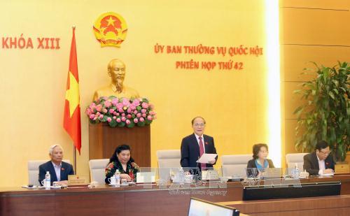 Chủ tịch Quốc hội Nguyễn Sinh Hùng phát biểu khai mạc phiên họp. Ảnh: TTXVN