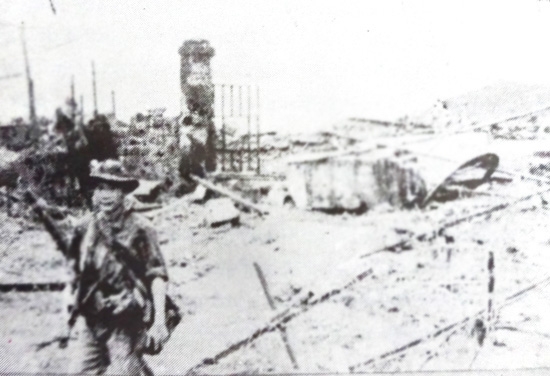 Chi khu Đá Bàn bị san bằng sau khi giải phóng Ba Tơ (Ảnh chụp lại từ bảo tàng Quân khu 5)