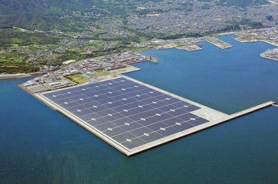 Một trạm điện mặt trời nổi của Tập đoàn Kyocera.